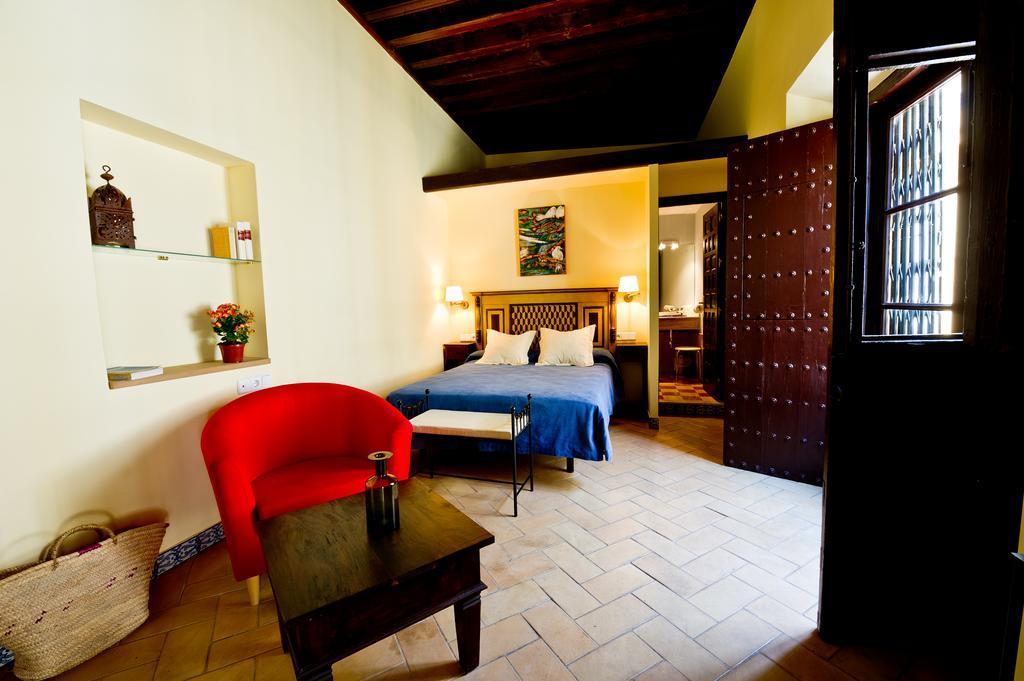 Apartamentos Suites Santa Cruz Séville Extérieur photo