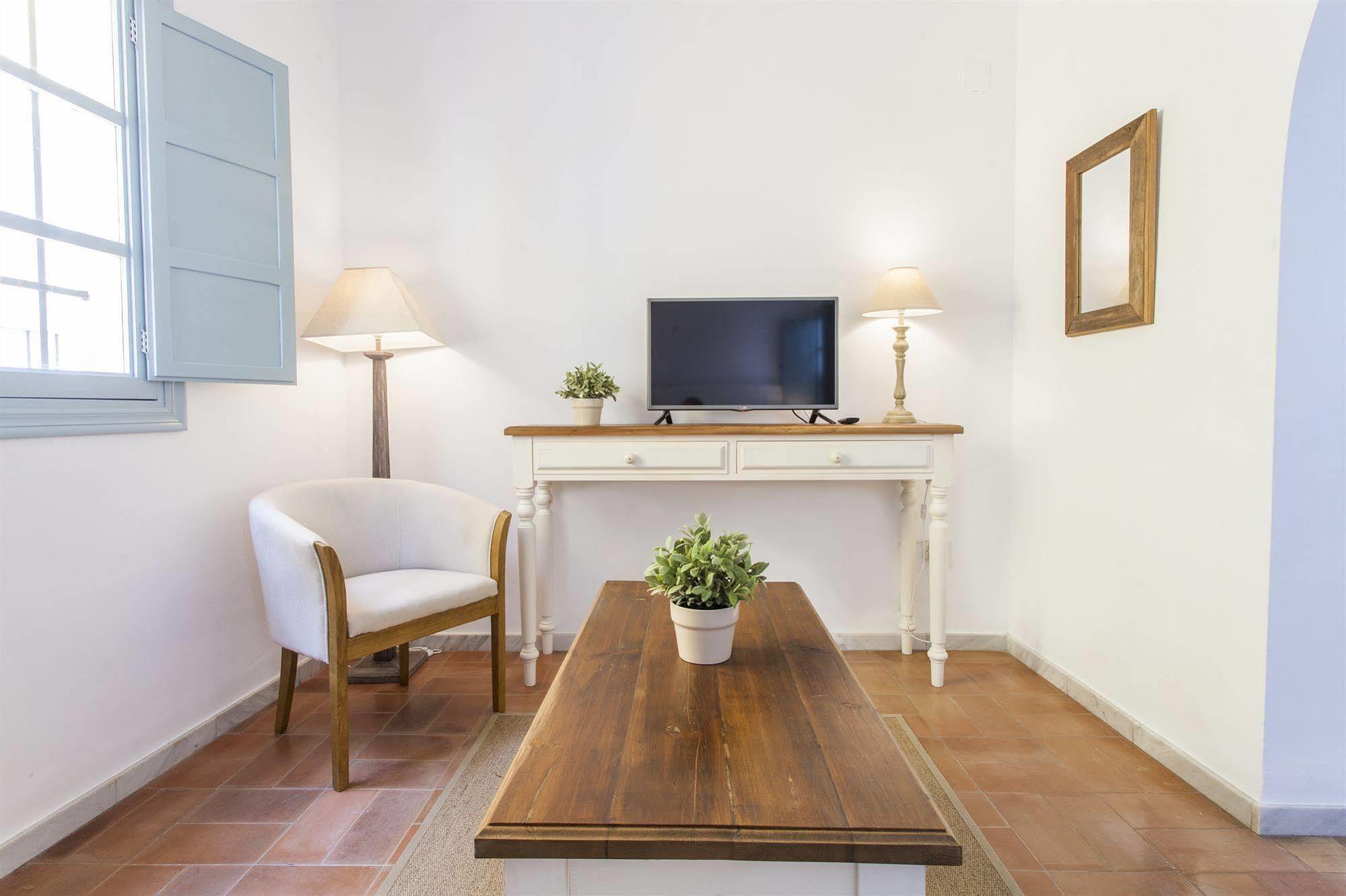 Apartamentos Suites Santa Cruz Séville Extérieur photo