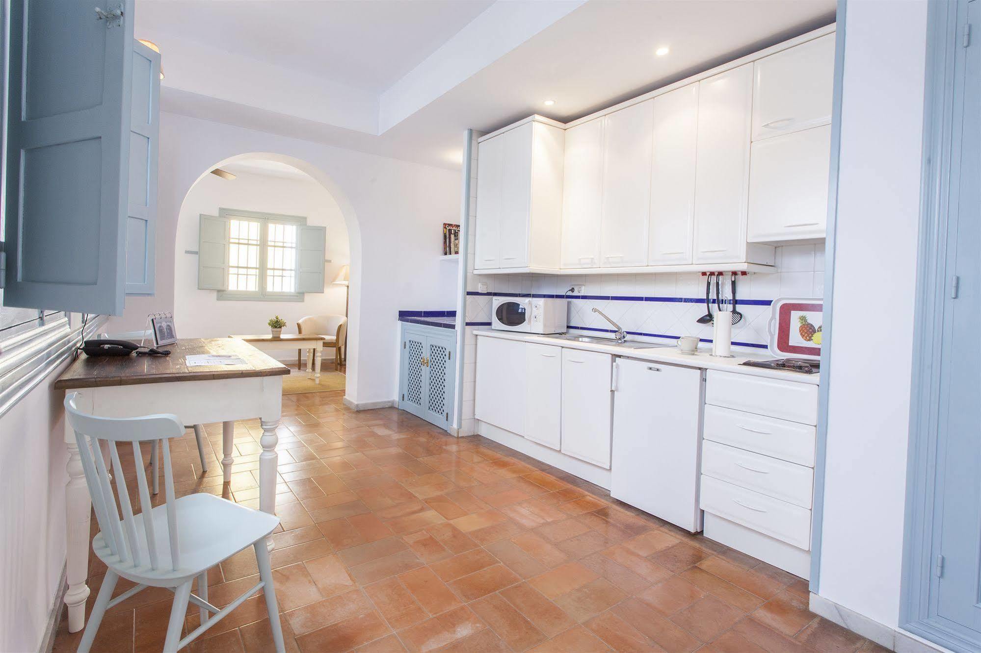 Apartamentos Suites Santa Cruz Séville Extérieur photo